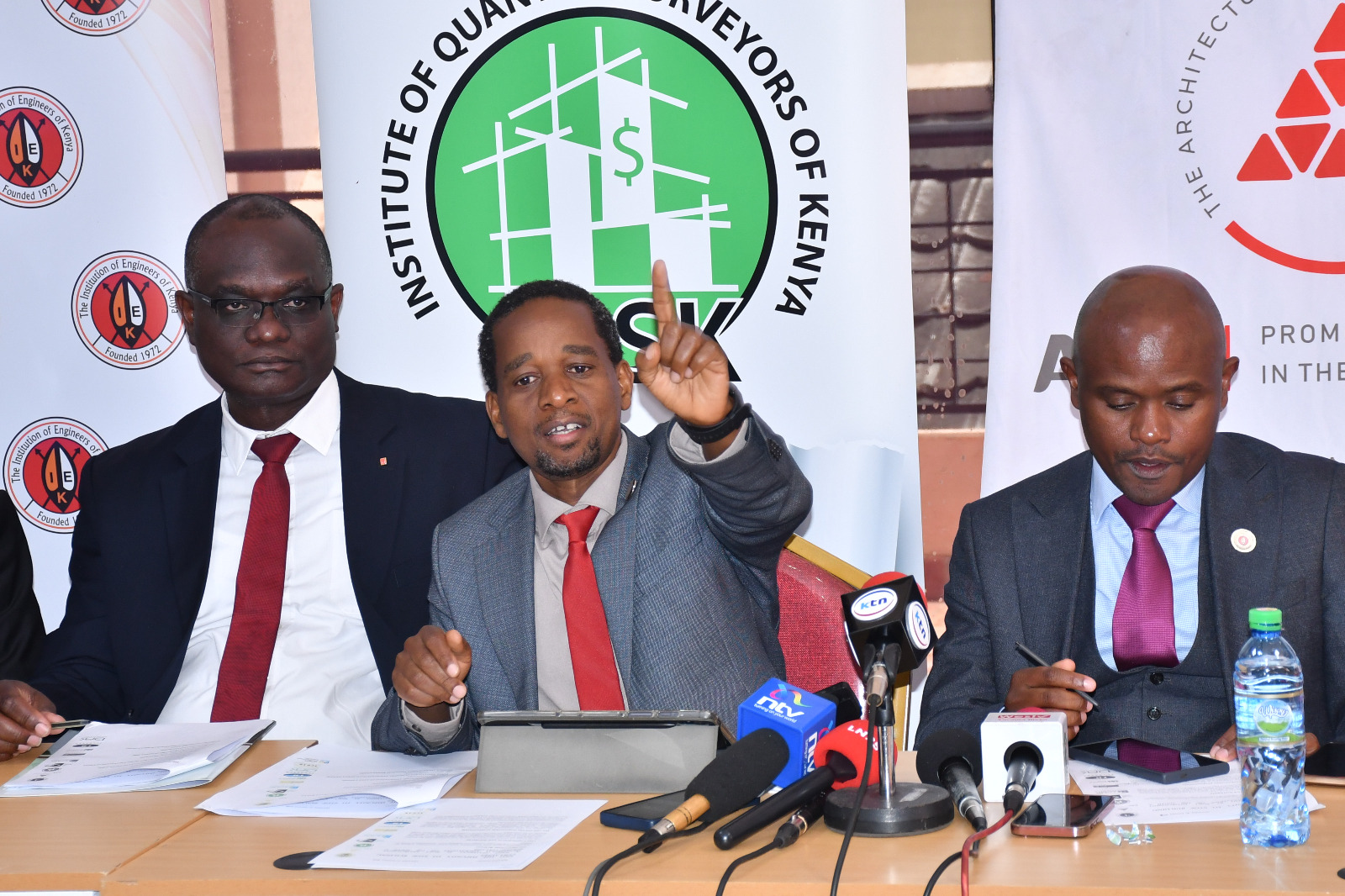 Built Environment Professionals Demand End to Impunity after Collapse of Building
